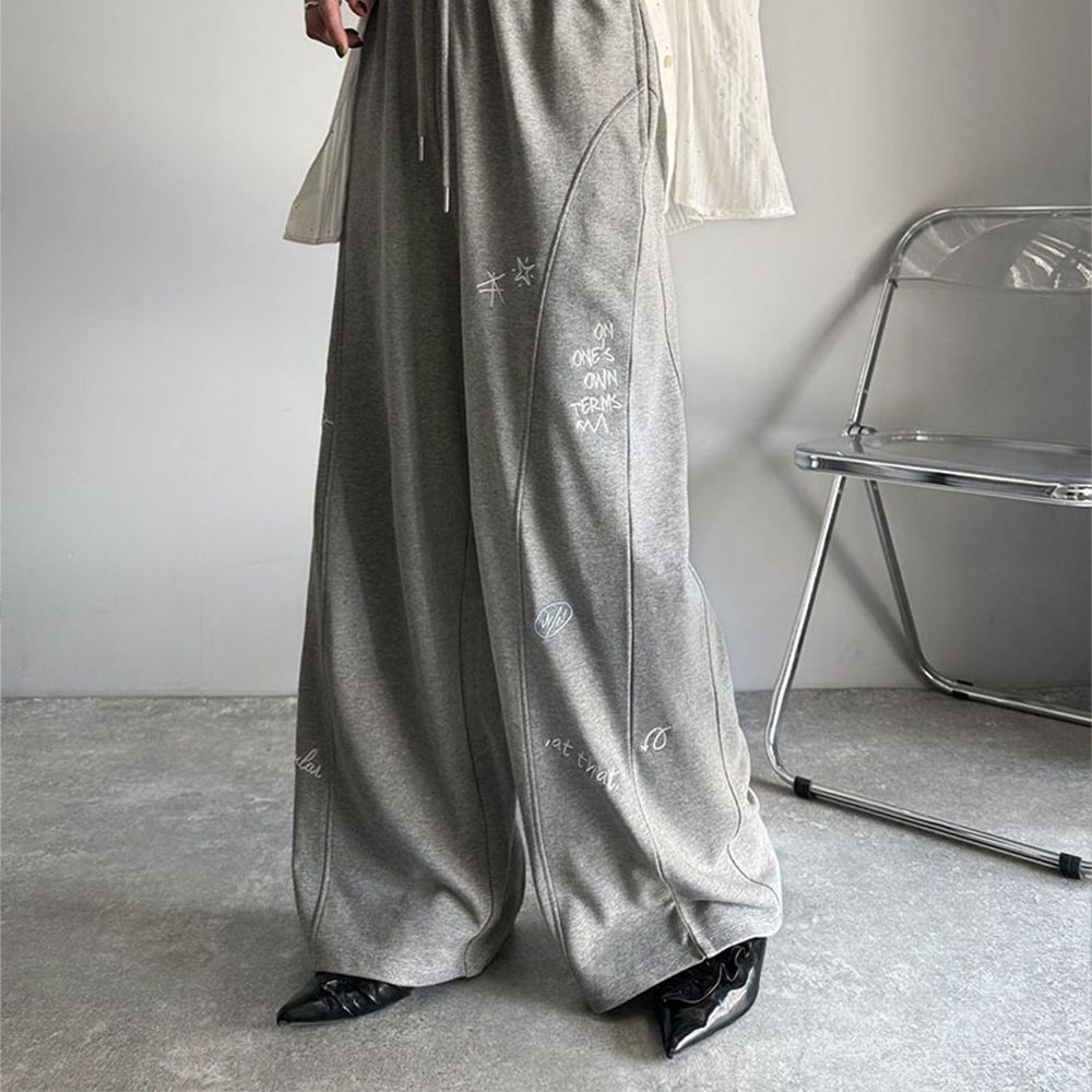 俏皮刺繡點綴舒適運動寬褲-雜灰