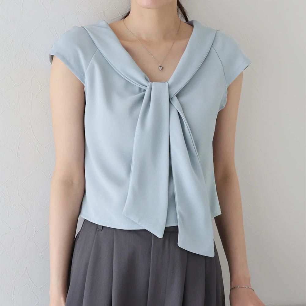 簡潔美型領巾法式袖上衣-煙燻藍 (M)