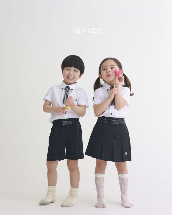 韓國 AIDA - 鬆緊腰裝飾腰帶百搭短褲-黑