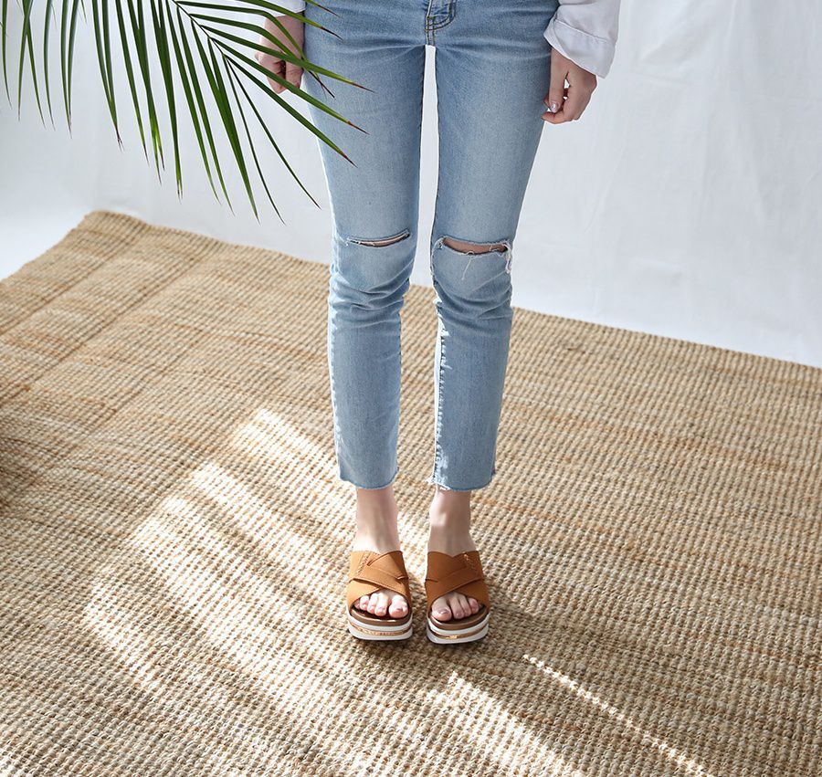 韓國 Dangolunni - 寬版交叉輕量厚底拖鞋-黑