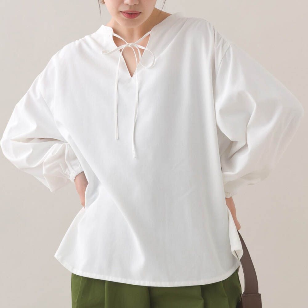 柔滑科技棉 俐落感綁帶澎袖上衣-白