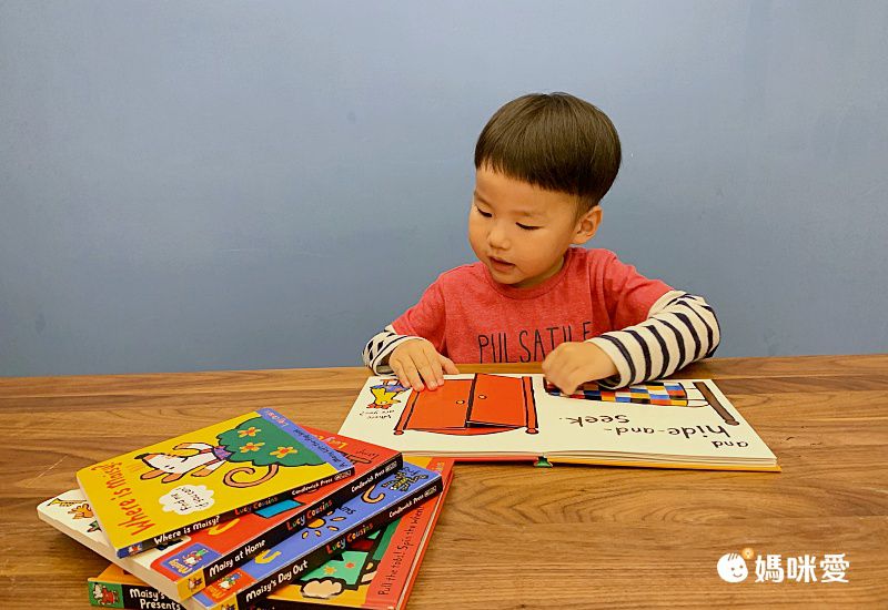 小鼠波波陪你慶生、過聖誕！最應景的外文遊戲書