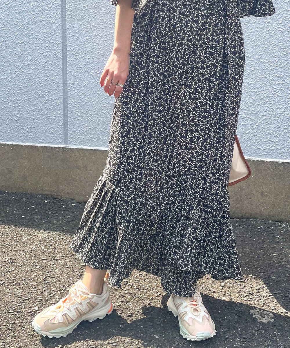 日本 Bab - 圓領碎花糖果袖洋裝-奶油白