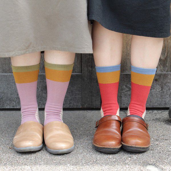 日本女裝代購 - 日本製 伊索寓言印花長襪-寡婦與母雞-粉紫 (23-25cm)