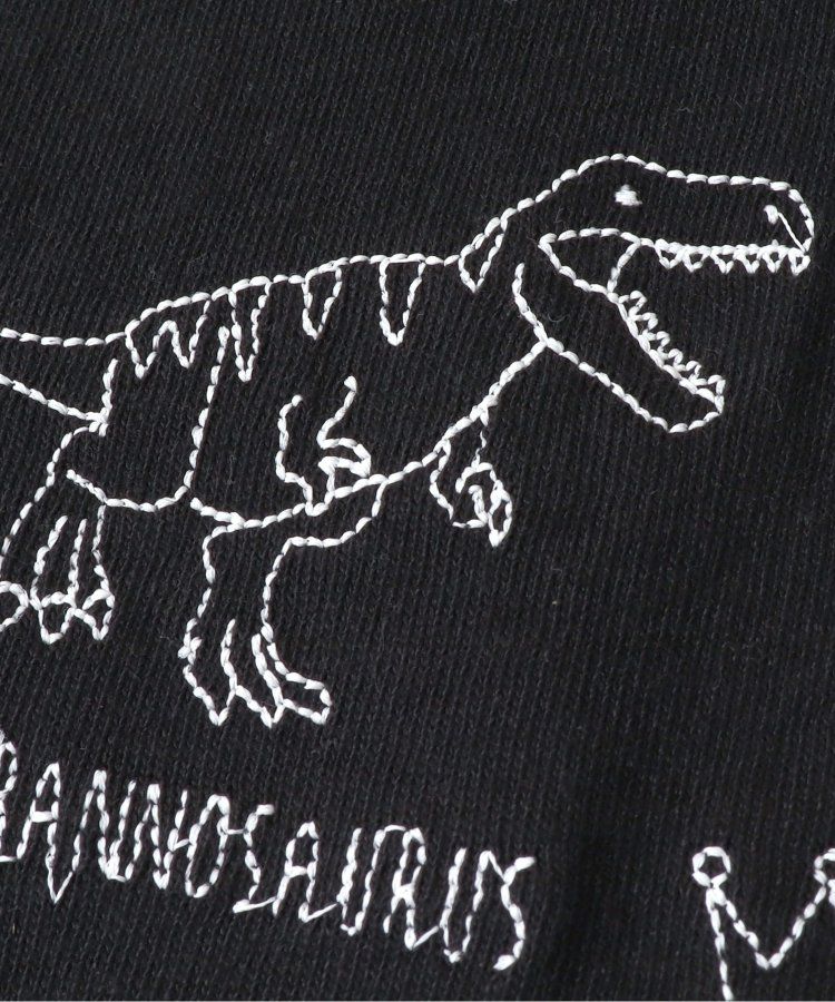 日本 BREEZE - 聯名款 恐龍刺繡短袖上衣-暴龍v.s三角龍-黑