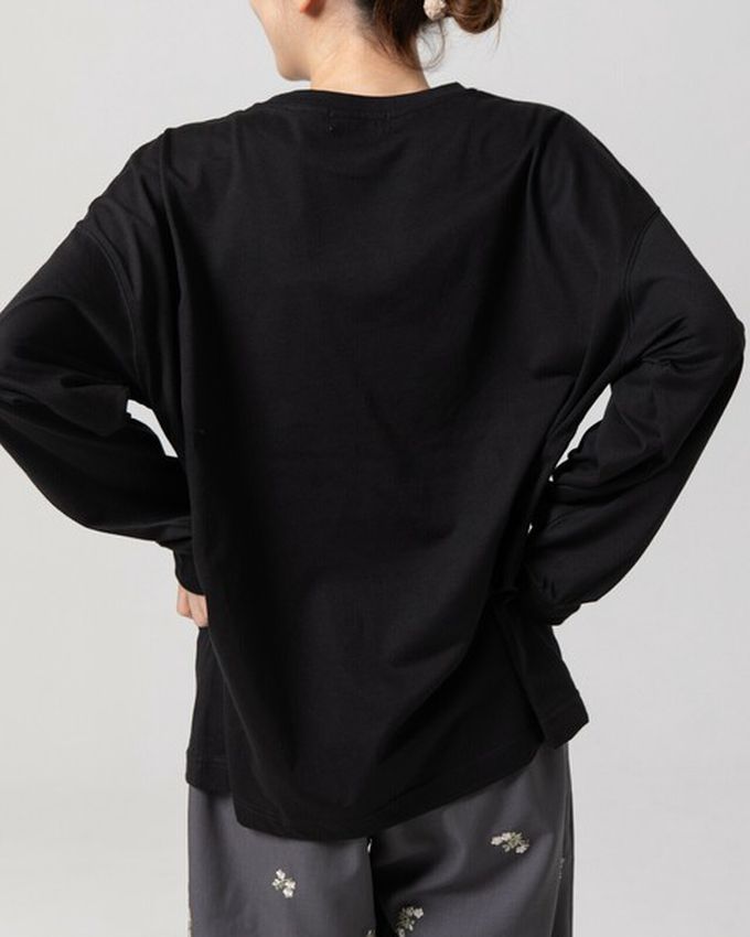 日本 gleam - 甜蜜刺繡印花休閒寬版長袖T恤-白