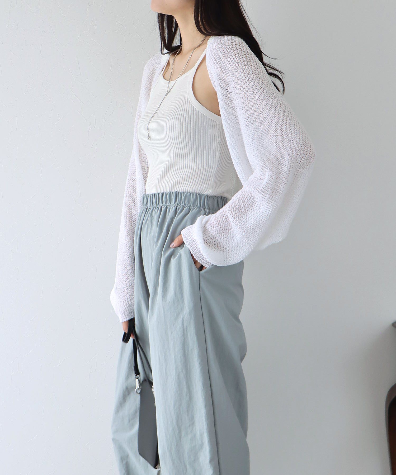 日本 BLUE EAST - 百搭開襟短版針織外套-米杏