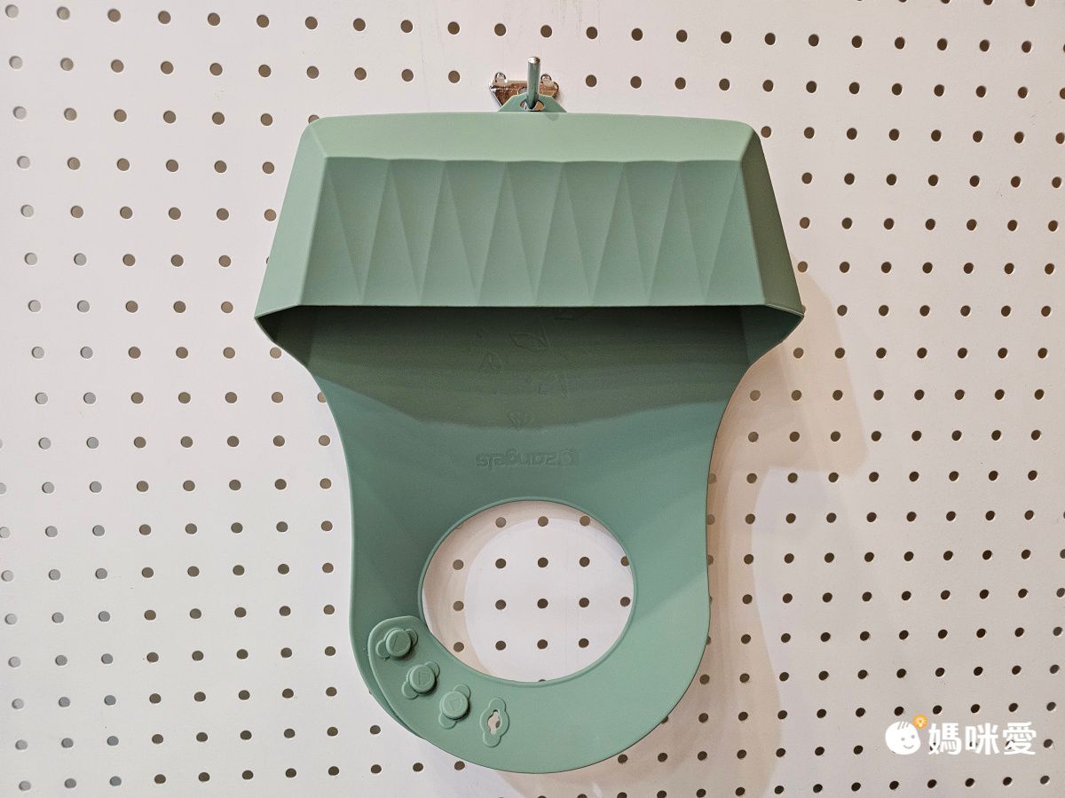 自由組裝好攜帶！台灣製【2angels】矽膠拼圖隨行餐盤