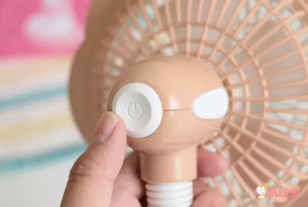 【 小獅王 Simba 】蘿蔓晶鑽玻璃奶瓶系列 ✕ 日本萌萌家夾式電風扇