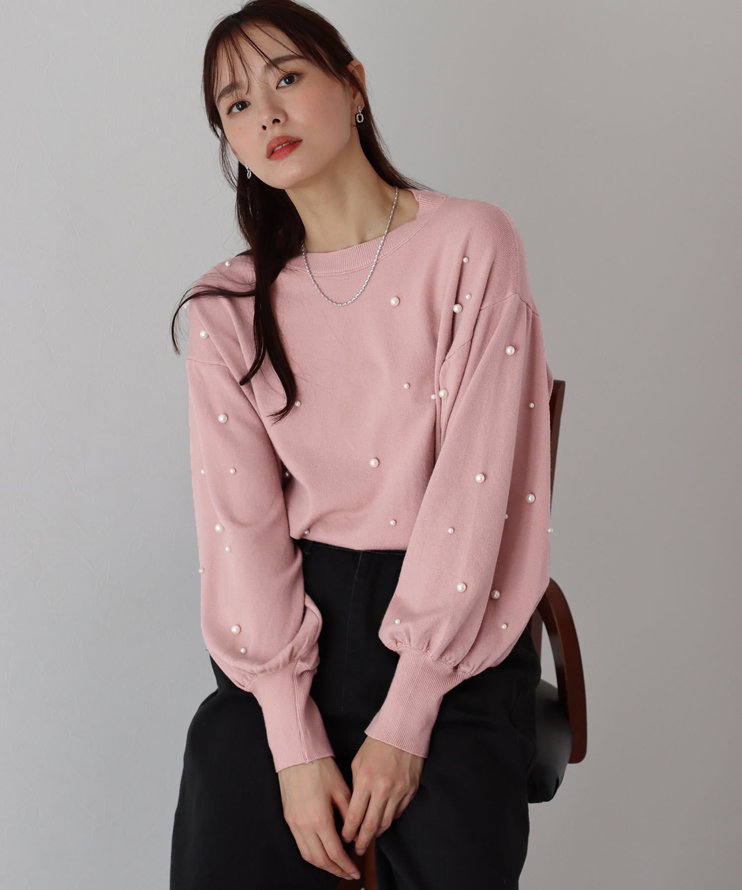 日本 BLUE EAST - 氣球袖珍珠注目針織上衣-粉紅