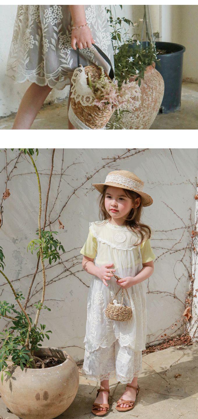 韓國 Puellaflo - 花蕾絲繡網紗背心洋裝-米白