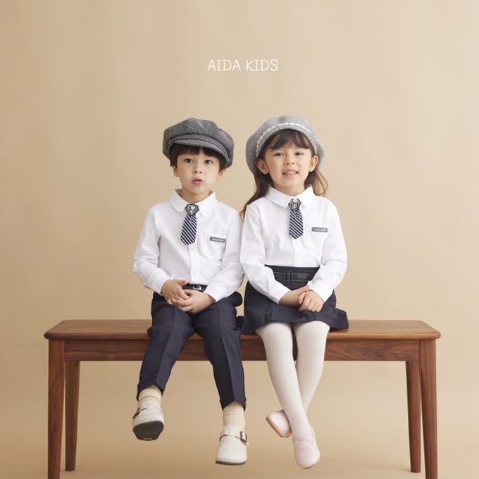 韓國 AIDA - 海軍小領帶裝飾長袖襯衫-白