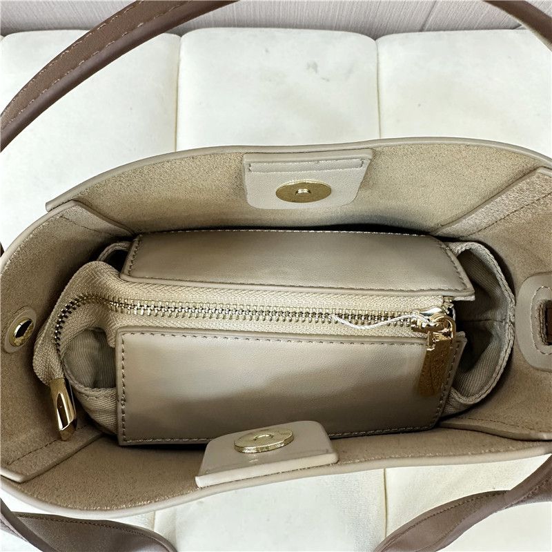 真皮復古歐美百搭單肩手提包/水桶包-杏+灰 (18x10x20cm)