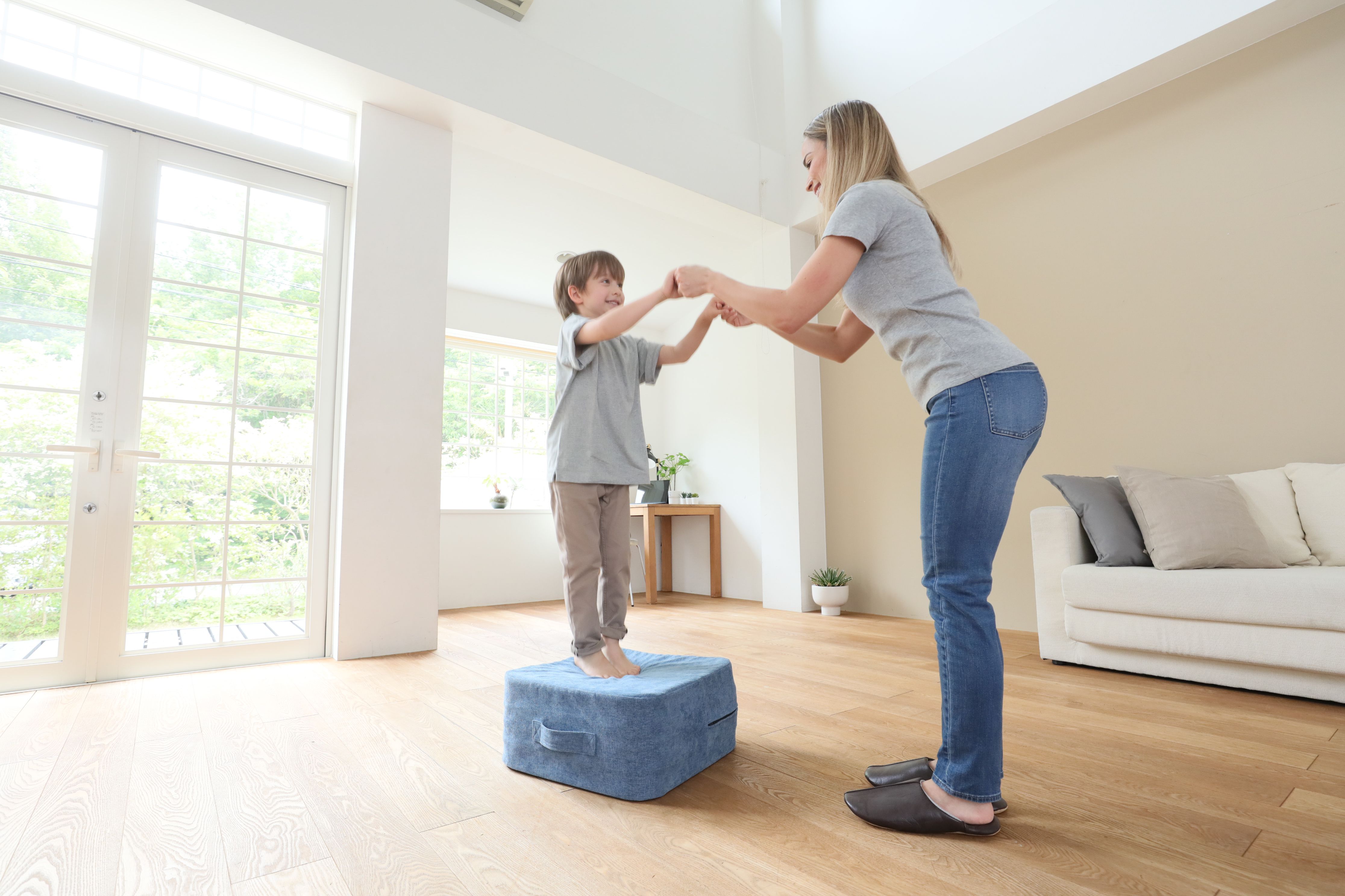 紓壓+運動！日本製【gymterior】塑身八角柱/正方體蹦蹦墊