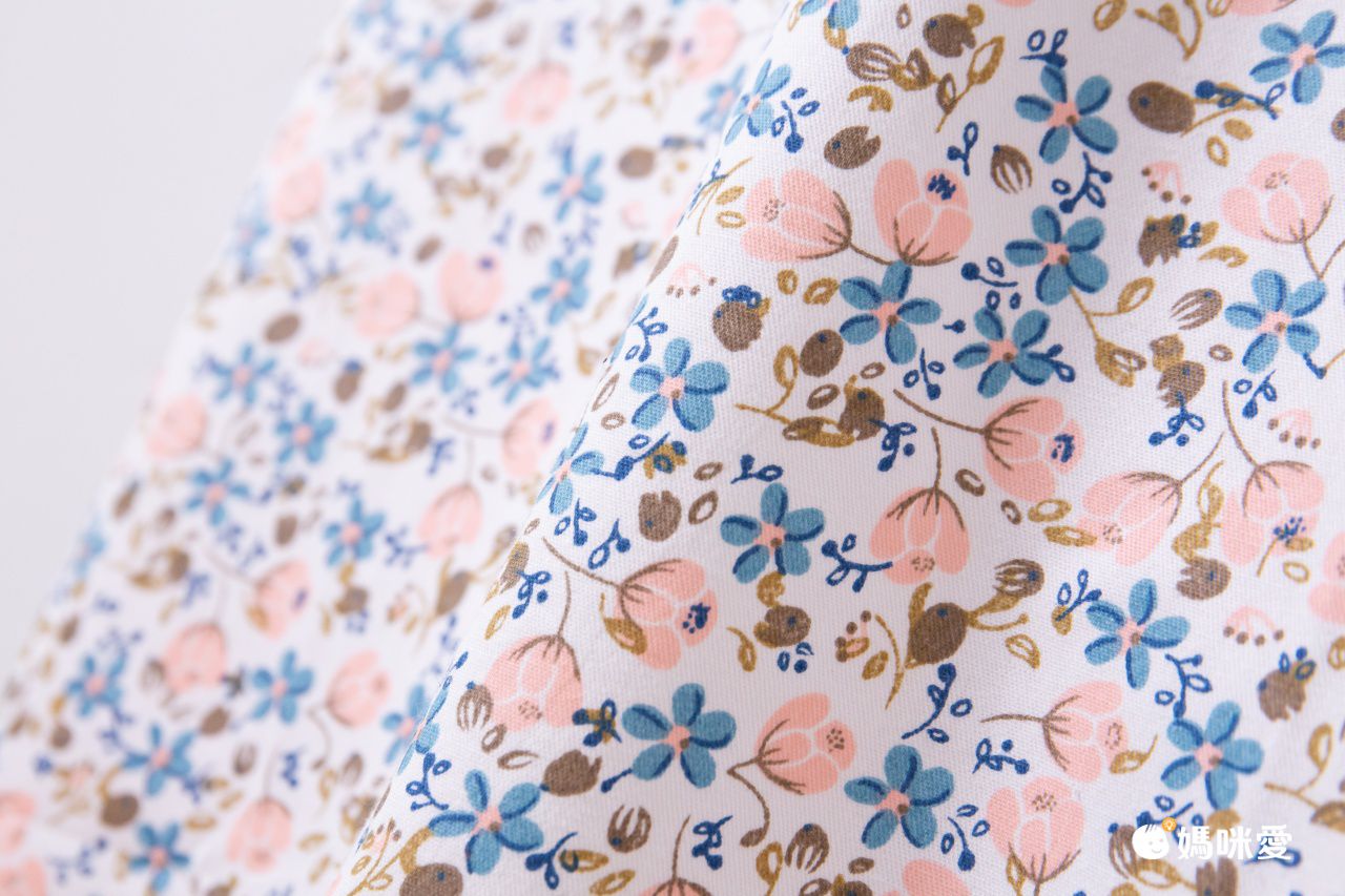 純棉涼爽旗袍洋裝-眨眼笑笑龍-米白色