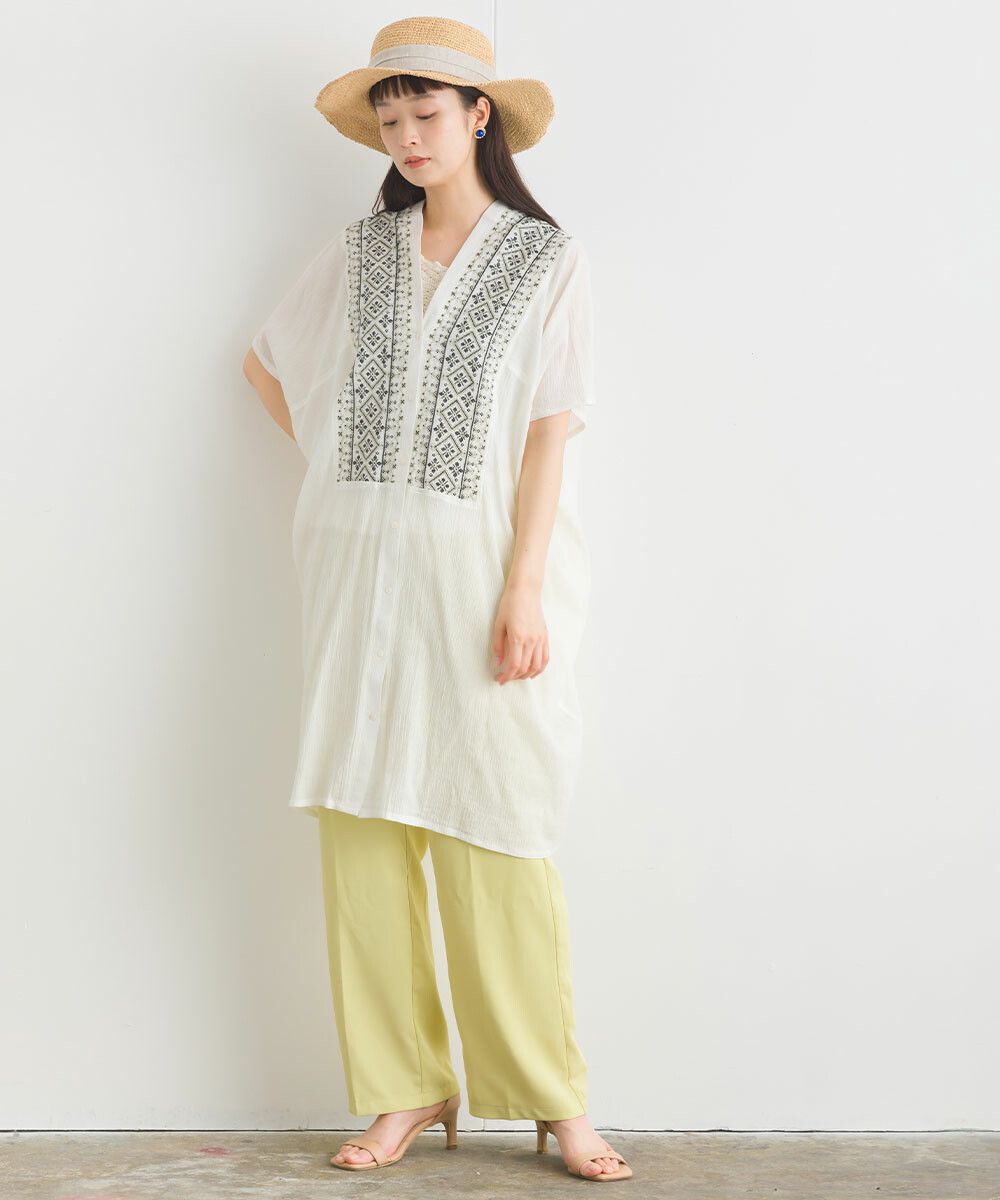 日本女裝代購 - 100%印度棉 前刺繡V領長版短袖上衣-白