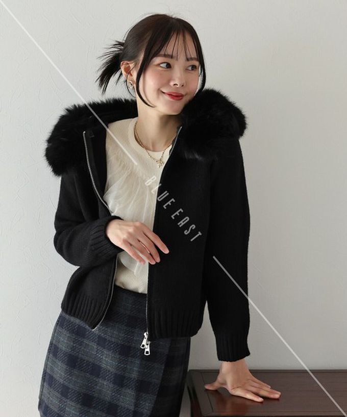 日本 BLUE EAST - 澎澎可愛毛絨帽雙拉鍊針織外套-黑
