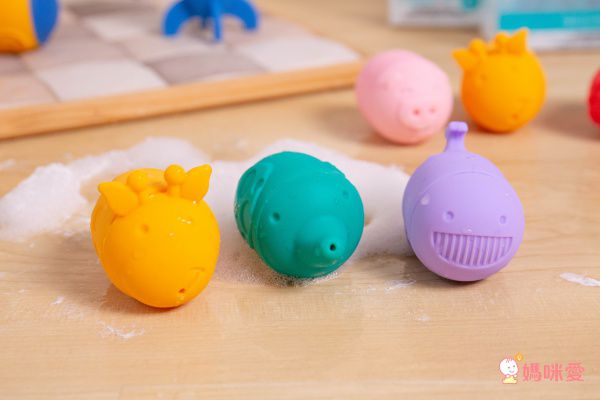 媽咪洗澡神助手♡【英國Vtech ✖ 加拿大MARCUS】歡樂聲光洗澡玩具♡泡泡章魚邊洗澡邊唱歌