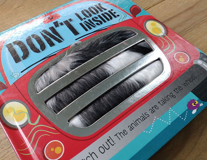 Don't Look Inside  千萬別打開車車（翻翻觸摸書）