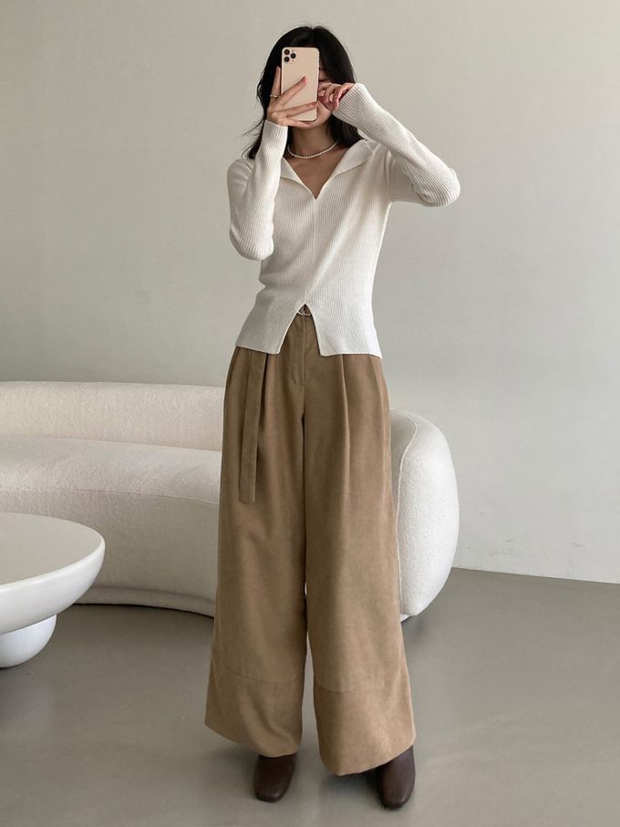 韓國女裝連線 - 浪漫開衩領羊毛針織上衣-燕麥杏 (FREE)