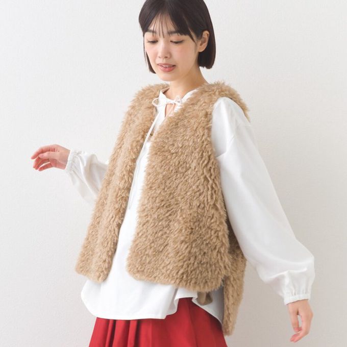 日本 OMNES - 泰迪蓬鬆穿搭造型加分毛絨背心-淺卡其