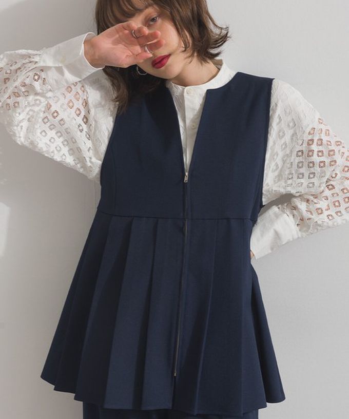 日本 ELENCARE DUE - 正式感斜紋布優雅百褶背心-海軍藍