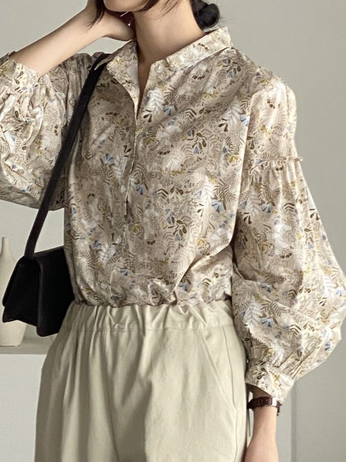 韓國女裝連線 - 花草圖樣翻領拼接長袖襯衫-卡其 (FREE)