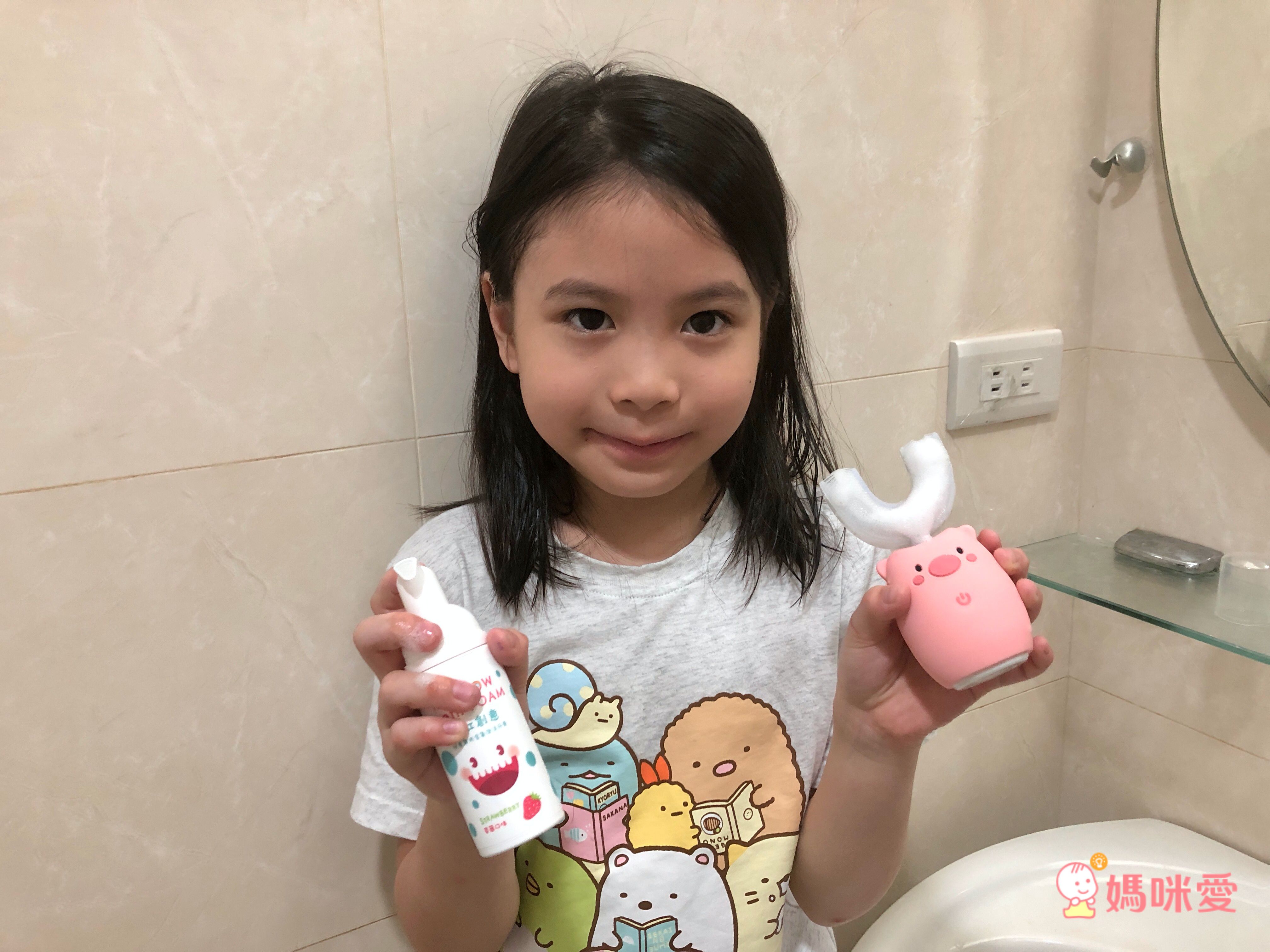 如同12支牙刷同時使用！【U型電動牙刷】360度全方位潔牙