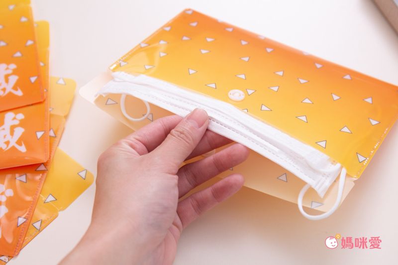 日本代購 - 鬼滅之刃 口罩收納套-煉獄杏壽郎 (12x20cm)