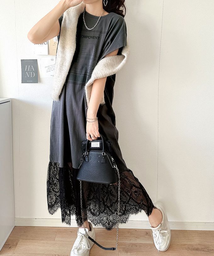 日本 Classical Elf - 下擺蕾絲酷感印花法式袖洋裝-斑駁