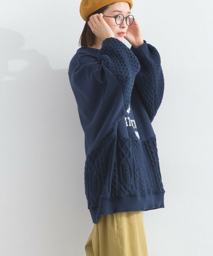 日本 Lupilien - 鬥牛犬印花粗針織拼接裏毛長袖上衣-米白