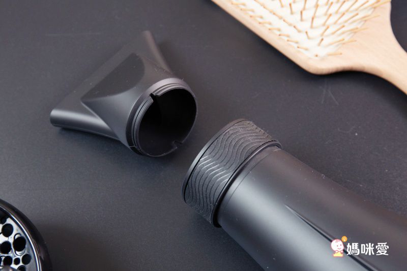 日本 Create Ion 翻轉風 專業沙龍級負離子吹風機