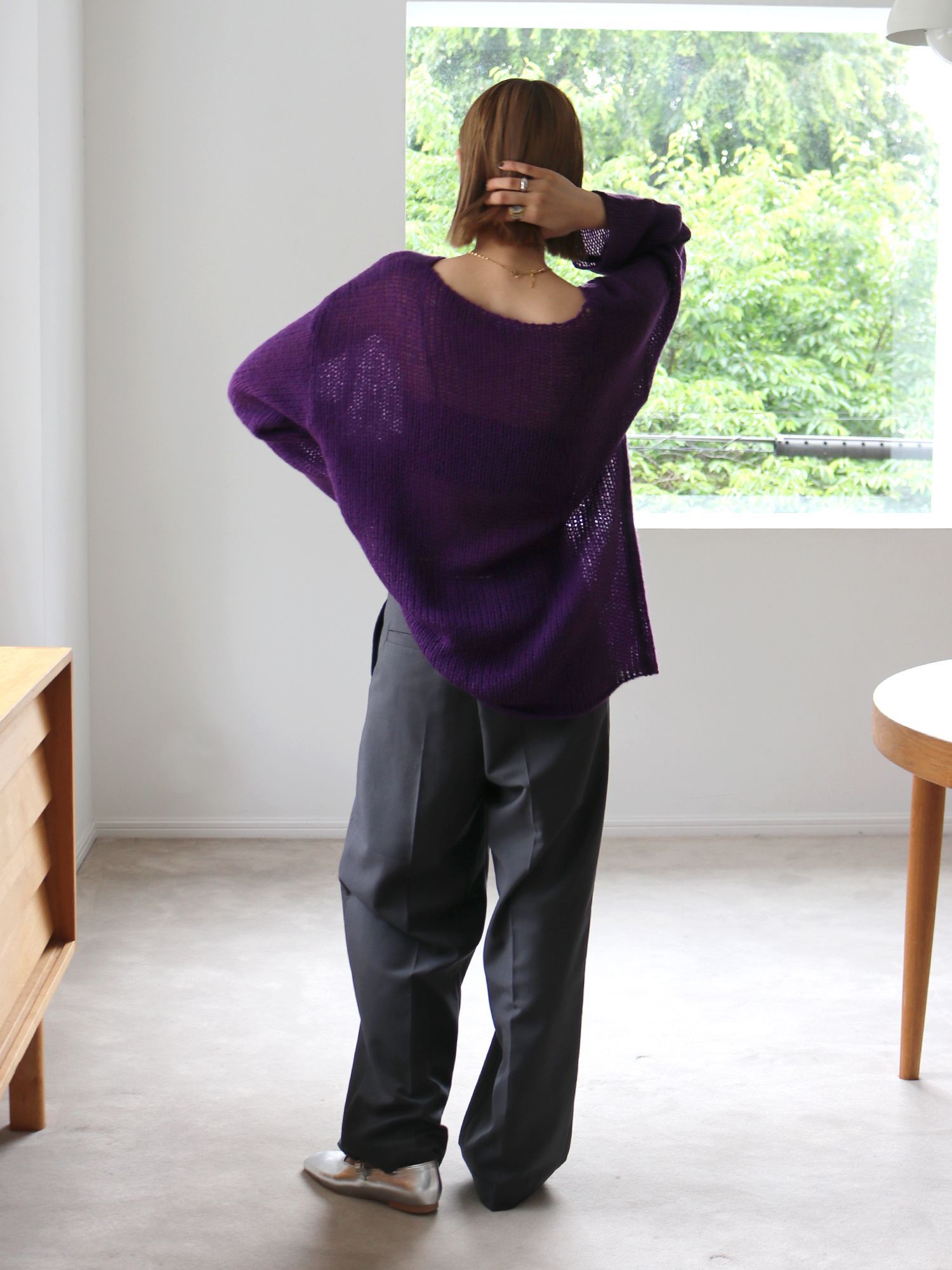 日本 Ungrid - 質感鉤針落肩針織上衣-淺灰 (F)