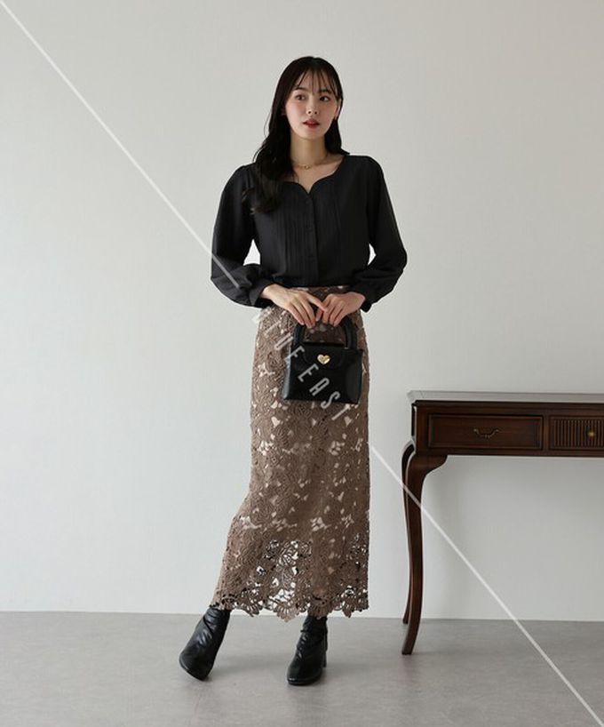 日本 BLUE EAST - 甜美心型領線條紋理長袖襯衫-杏橘