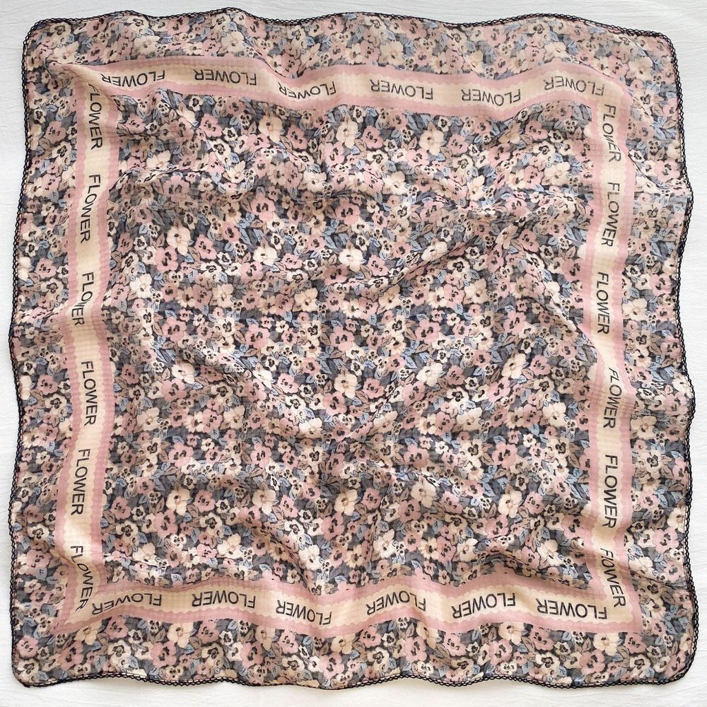 法式棉麻披肩方巾-字母花紋-粉色 (90x90cm)