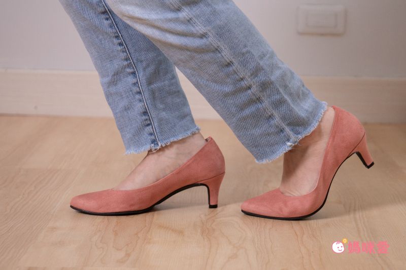 日本女裝代購 - 日本製 柔軟尖頭5.5cm高跟鞋-麂皮-海軍藍