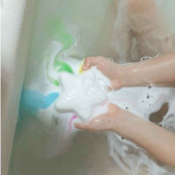 玩玩 Play - 韓國 I'm BOMB彩虹天堂沐浴汽泡球-愛心-約重120g