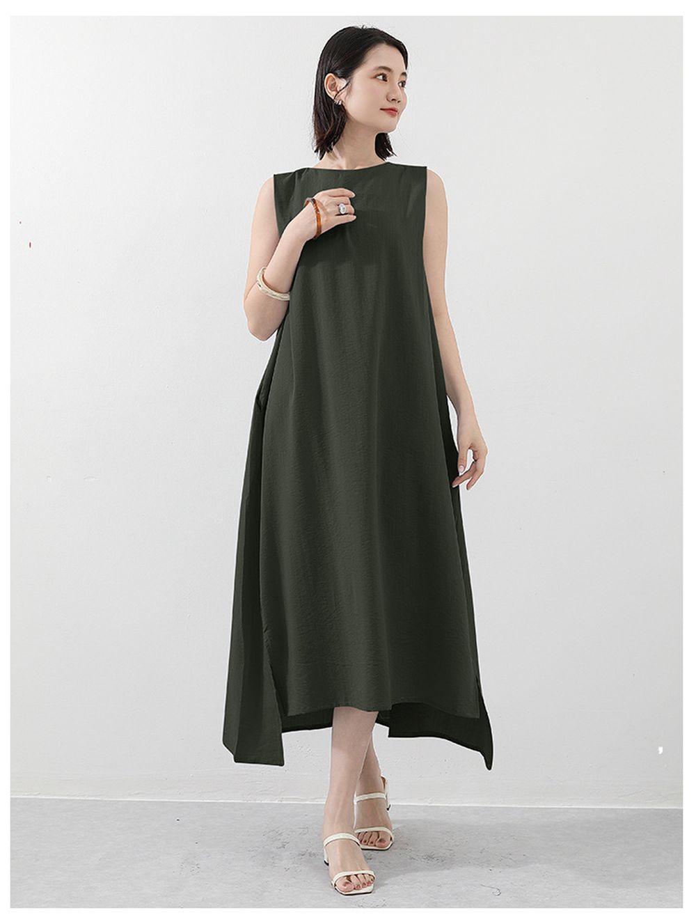 日系極簡風圓領百搭長洋裝-軍綠色 (F)
