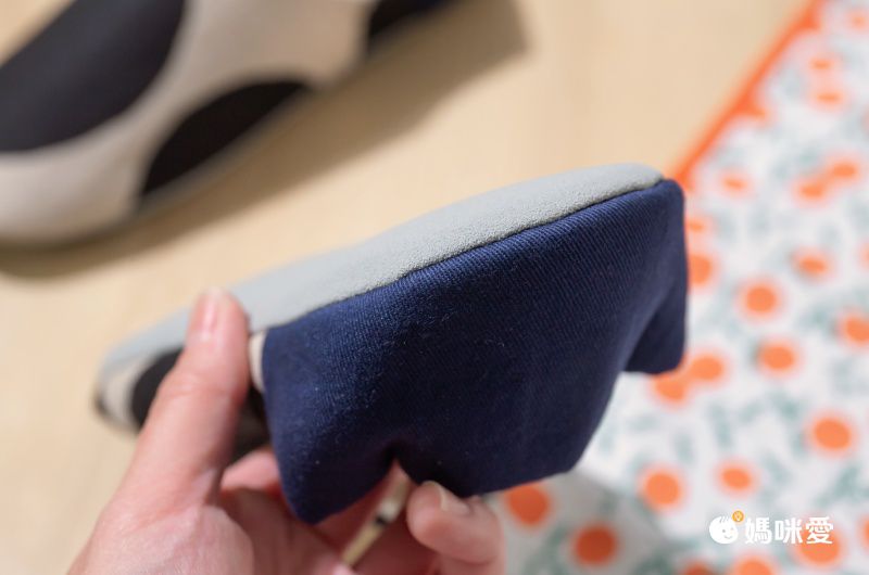 日本 Maison Blanche - 日本製 北歐風棉麻柔軟室內拖鞋-點點-黑 (23-25cm)