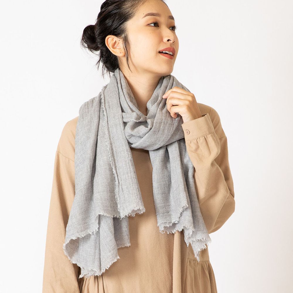 日本 jou jou lier - 30%羊毛不修邊保暖素面圍巾-寬版-09 淺灰 (90x180cm)
