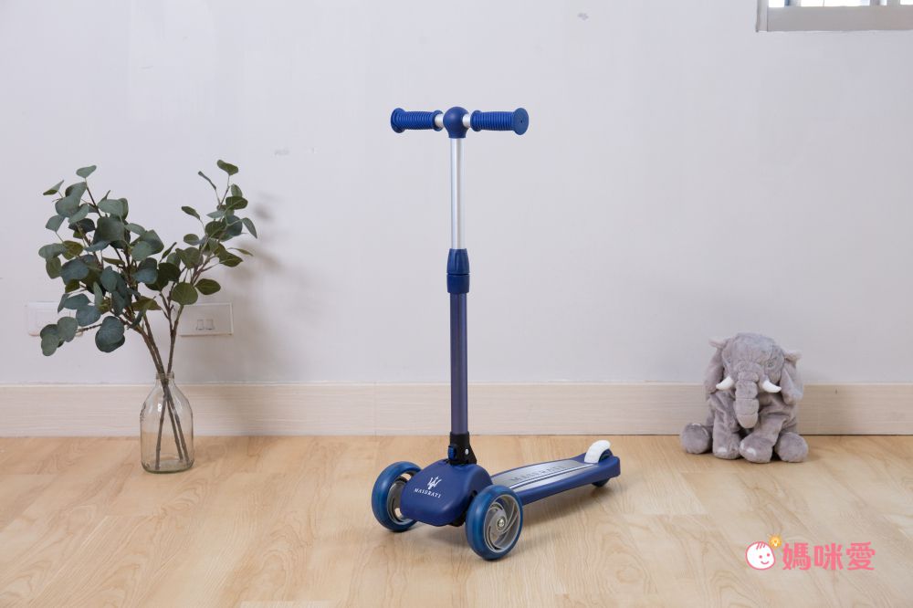 Maserati - 瑪莎拉蒂授權滑板車-藍色-(發光輪+可折疊)