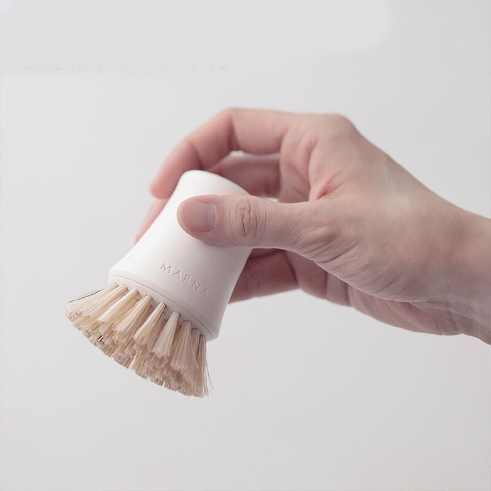 日本 MARNA - 清潔謹製 抗菌廚房清潔刷 (φ6.8×8.6cm)