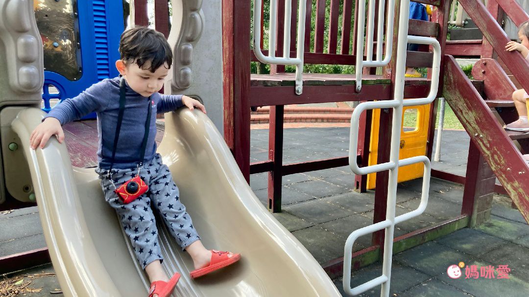 infoThink - 迪士尼小熊維尼系列兒童數位相機