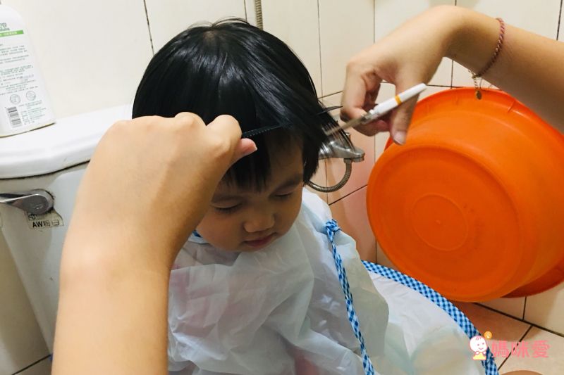 akachan honpo - 新手爸爸也OK！幼兒理髮剪刀