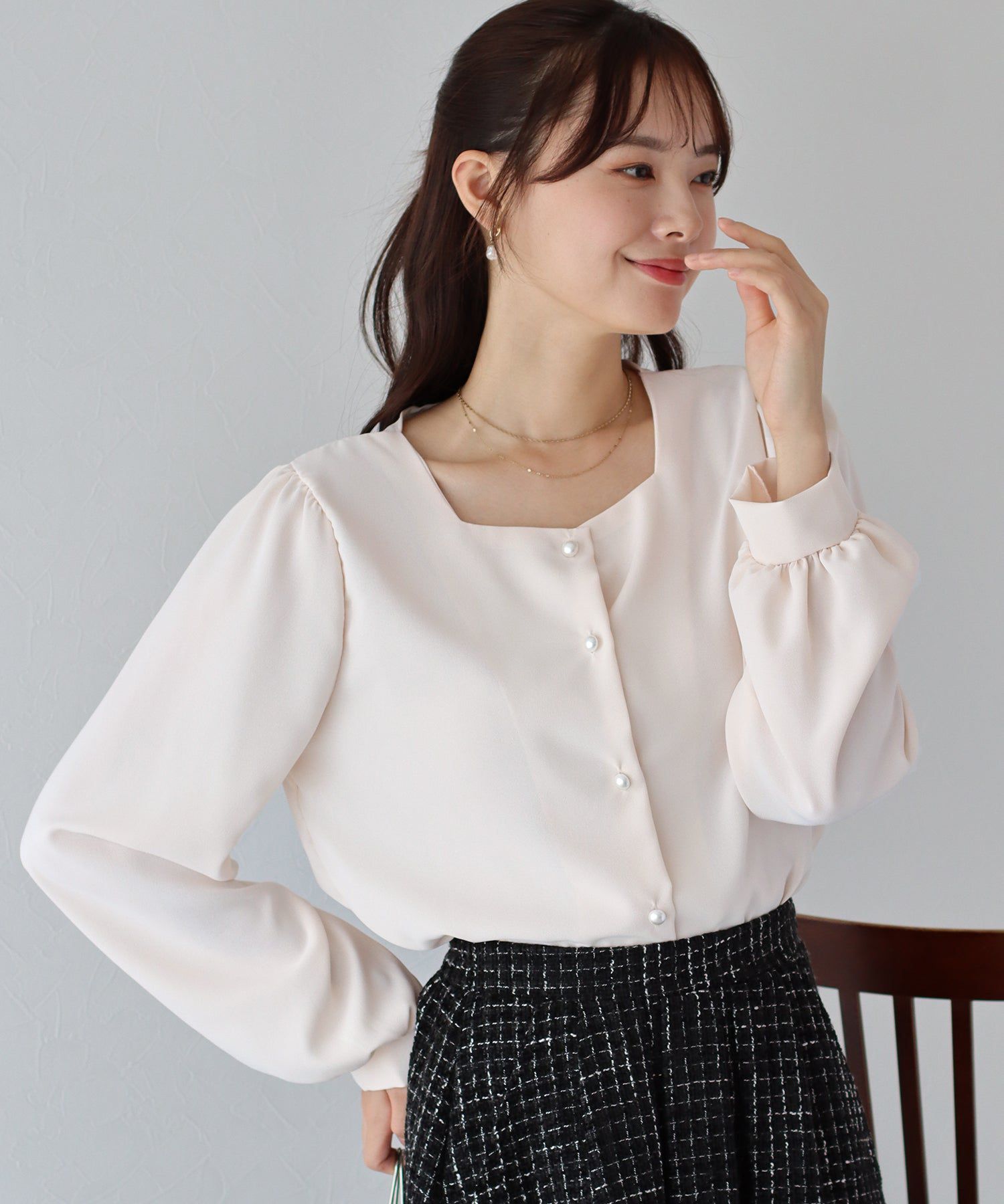 日本 BLUE EAST - 方領珍珠釦長袖襯衫-水藍