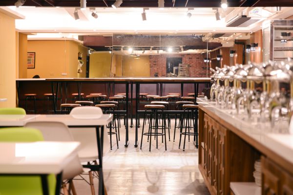 奇異果快捷旅店-台中成功店 ★