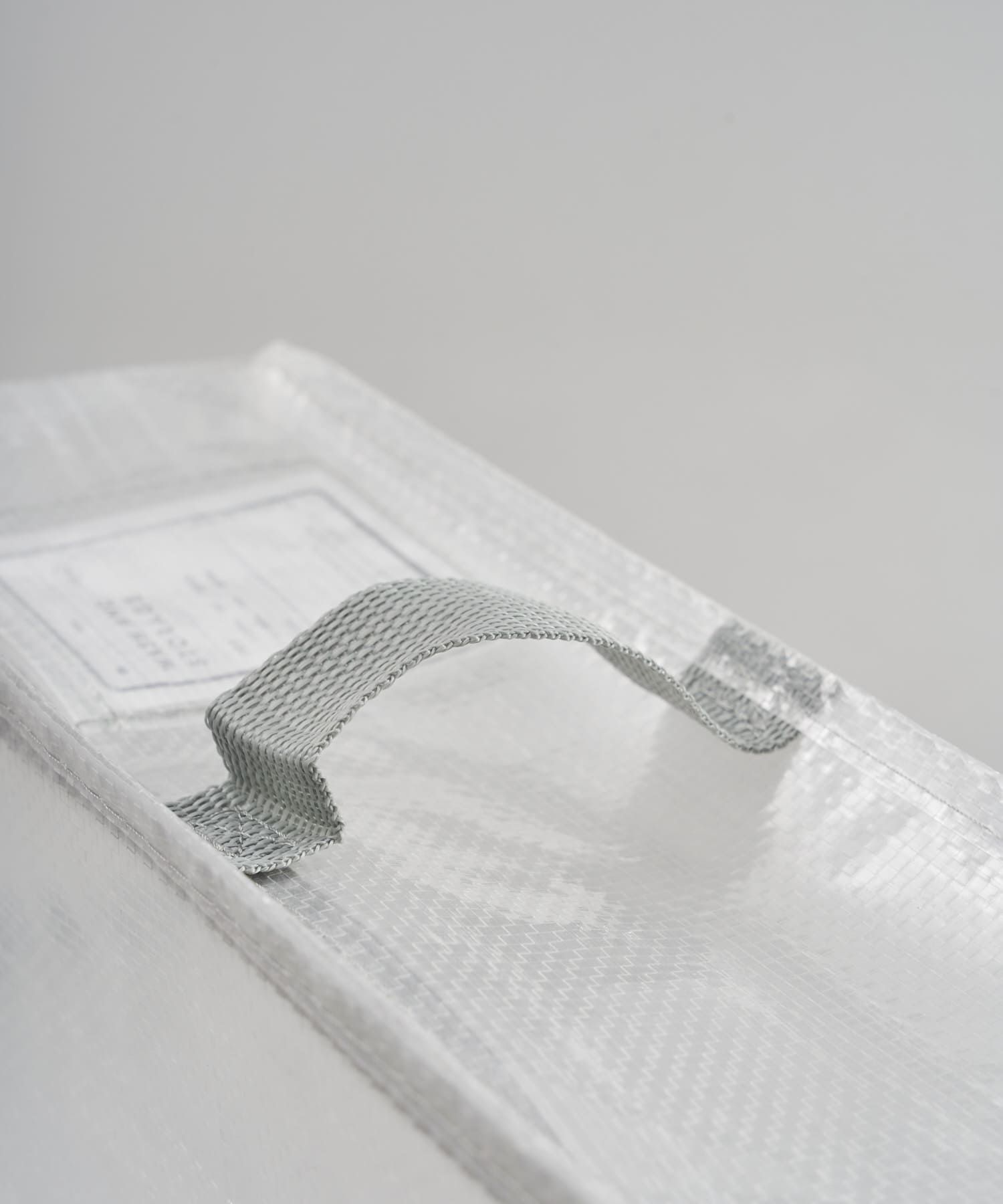 日本代購 - [日本主婦推薦] 半透明多功能衣物收納袋(附提把)-咖啡 (S(26x26x37cm))