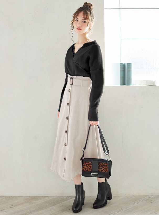 日本 GRL - 蕾絲V領縮腰針織上衣-知性黑 (M)