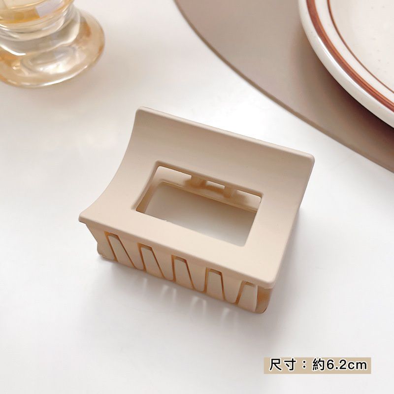 百搭奶咖啡色系抓夾-花朵-卡其色