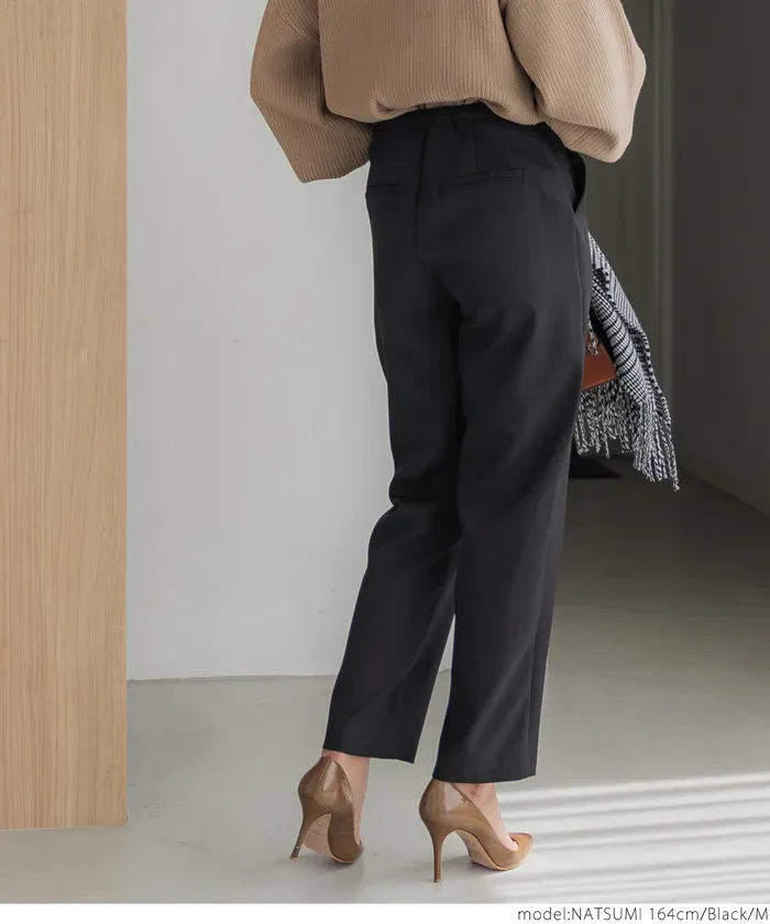 日本 COCA - 薄款打褶洗鍊修身錐型褲-米杏